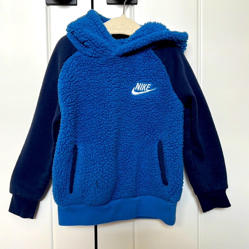 Nike fleece 2T sweatshirt